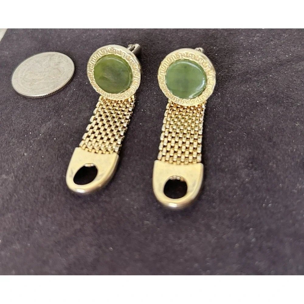 Vintage 60s Gold-Tone Cufflinks Green Stone Metal Mesh Wrap VGUC